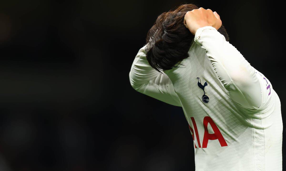 半岛体育官网入口-包含热刺客场失利，争冠前景蒙阴影的词条