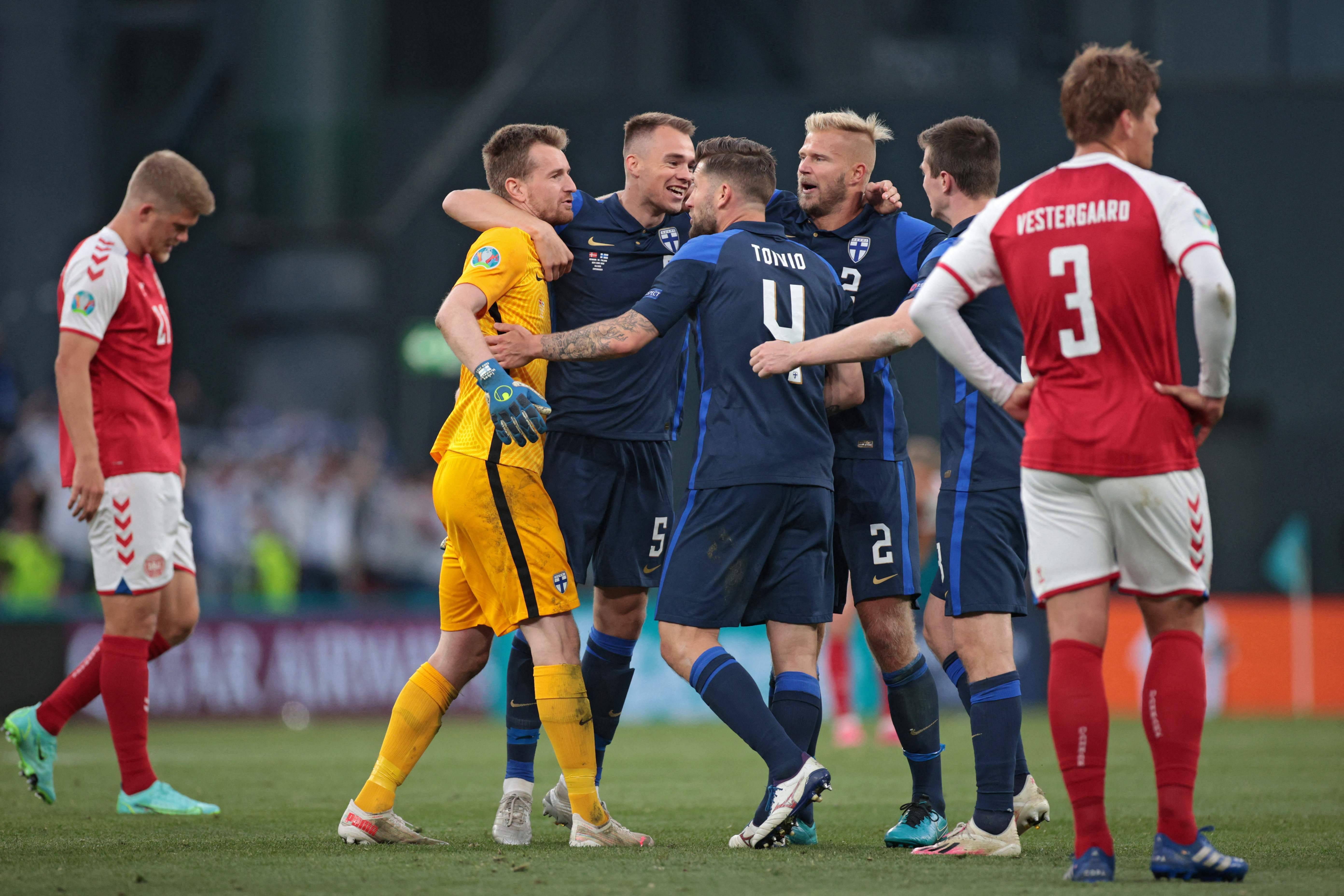 包含比利时国家队大胜芬兰队，提前锁定欧锦赛小组第一名的词条