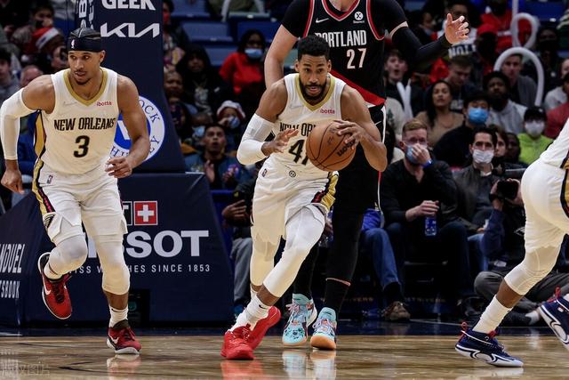 半岛体育网站-鹈鹕惊险逆风，勇夺胜利的简单介绍