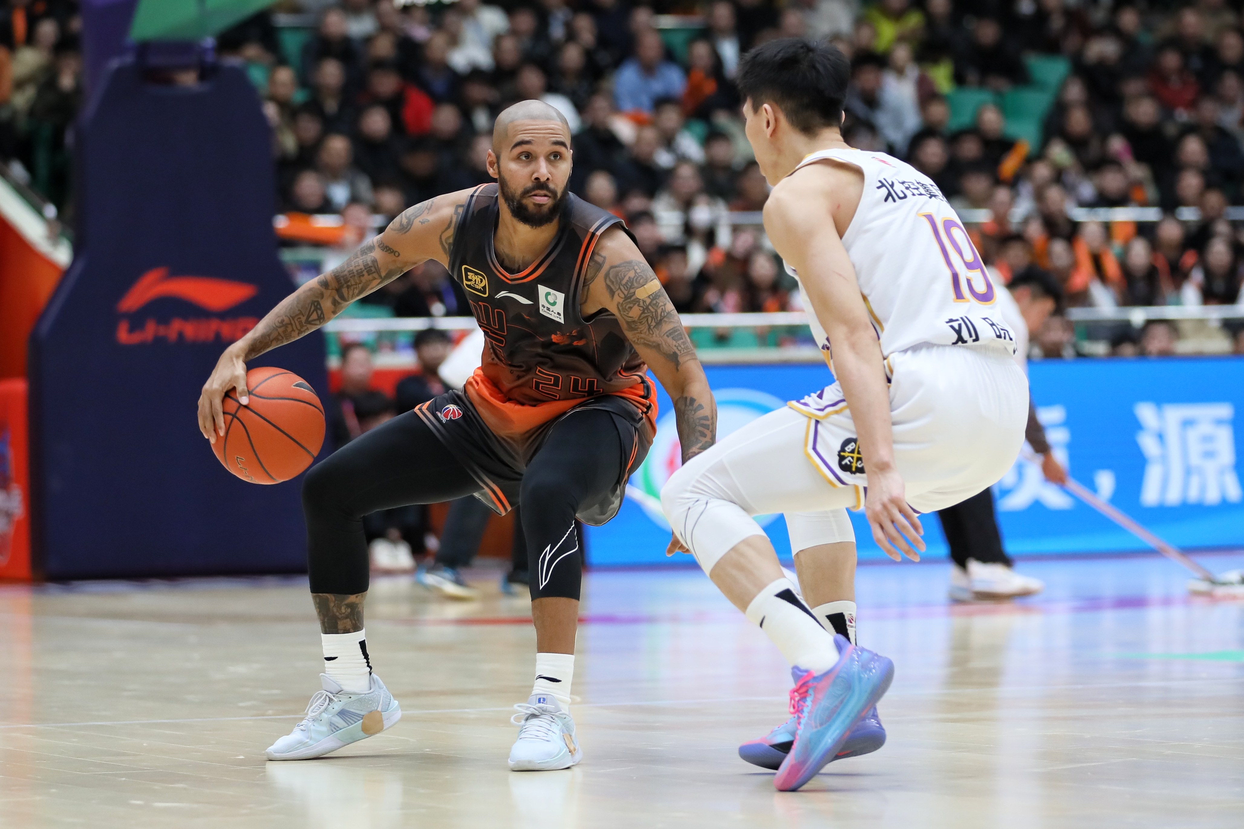 半岛体育vip注册-球队精神饱满取得比赛胜利，士气高昂的简单介绍