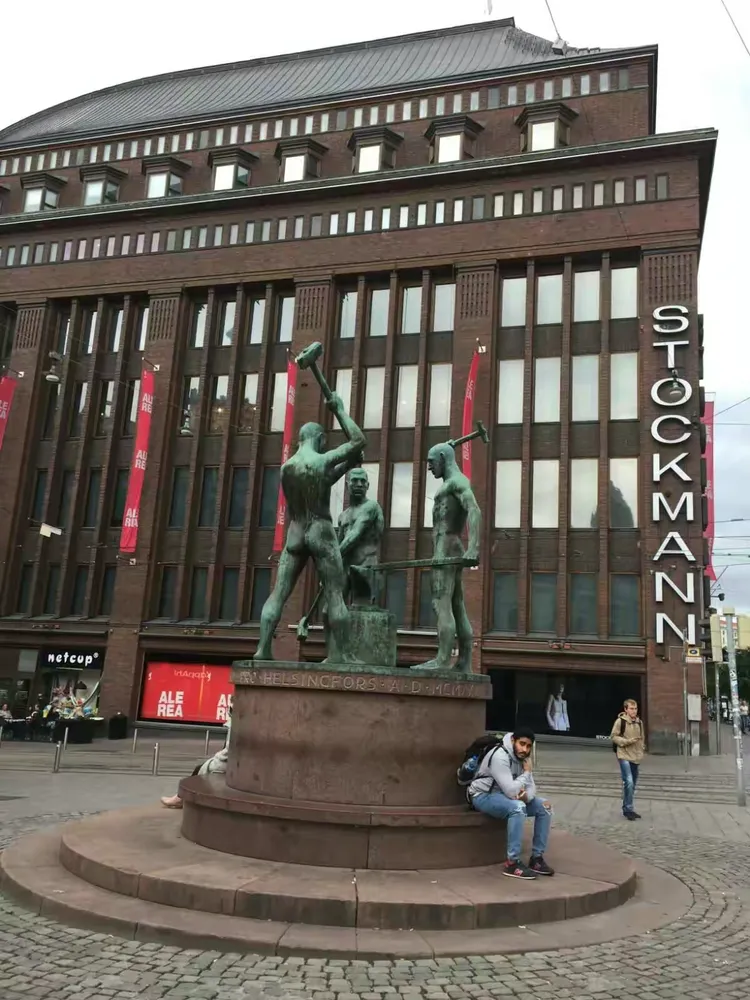 芬兰客场大胜爱沙尼亚，积分攀升