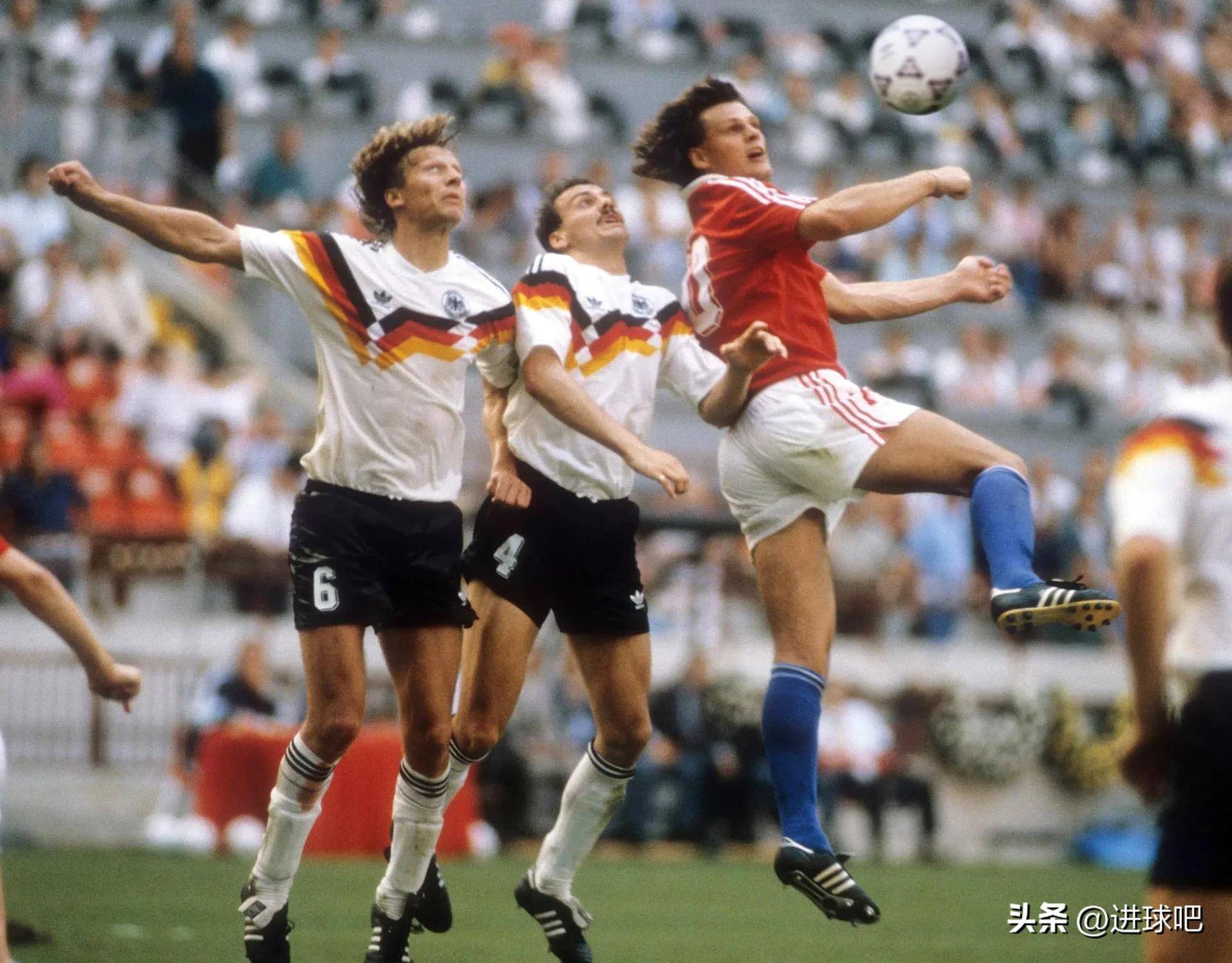 半岛体育官方-斯洛伐克队全力以赴，成功杀入下一轮比赛！的简单介绍