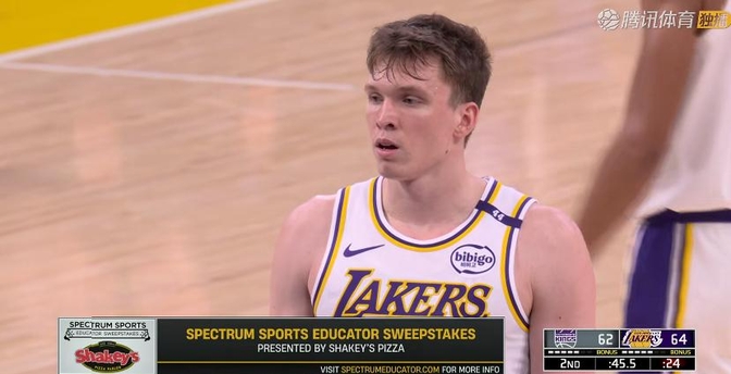 半岛体育官方入口-魔术惨败湖人，戴维斯轰41分的简单介绍