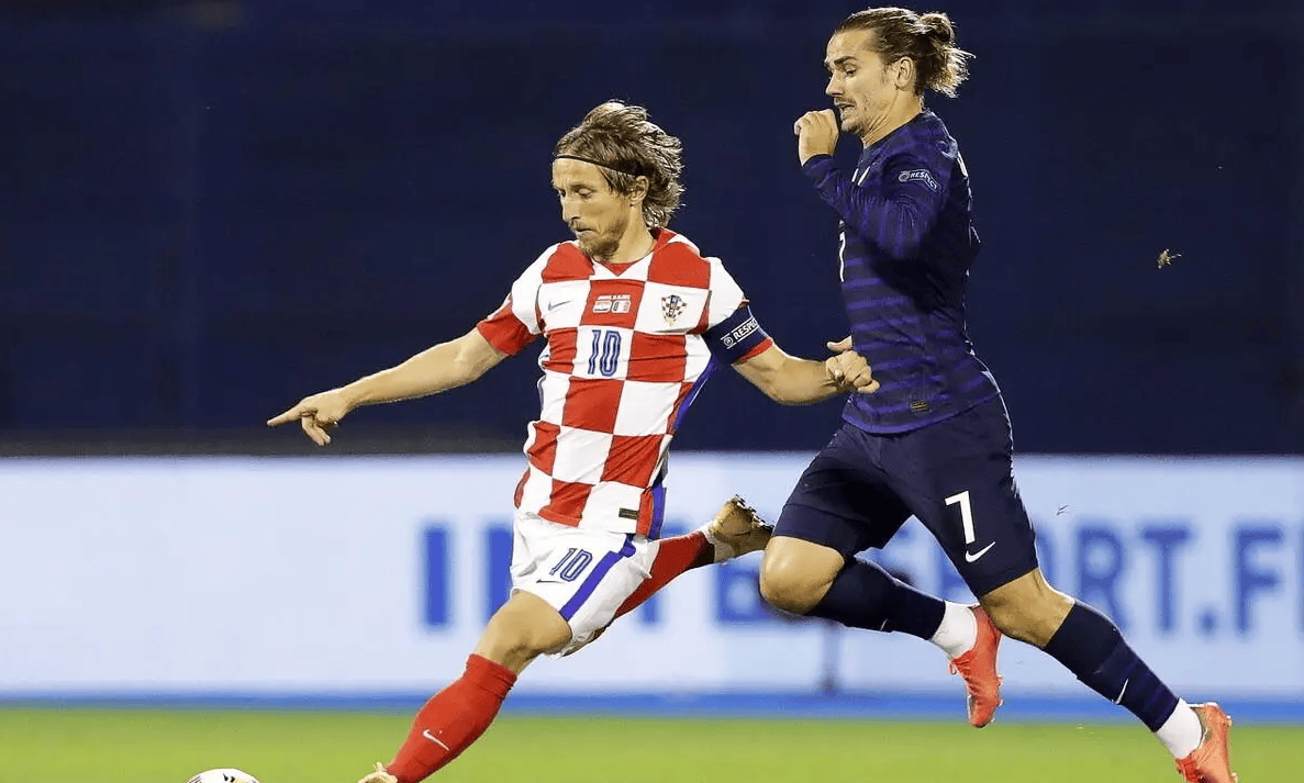 克罗地亚队在实力对比中获胜，晋级下一阶段