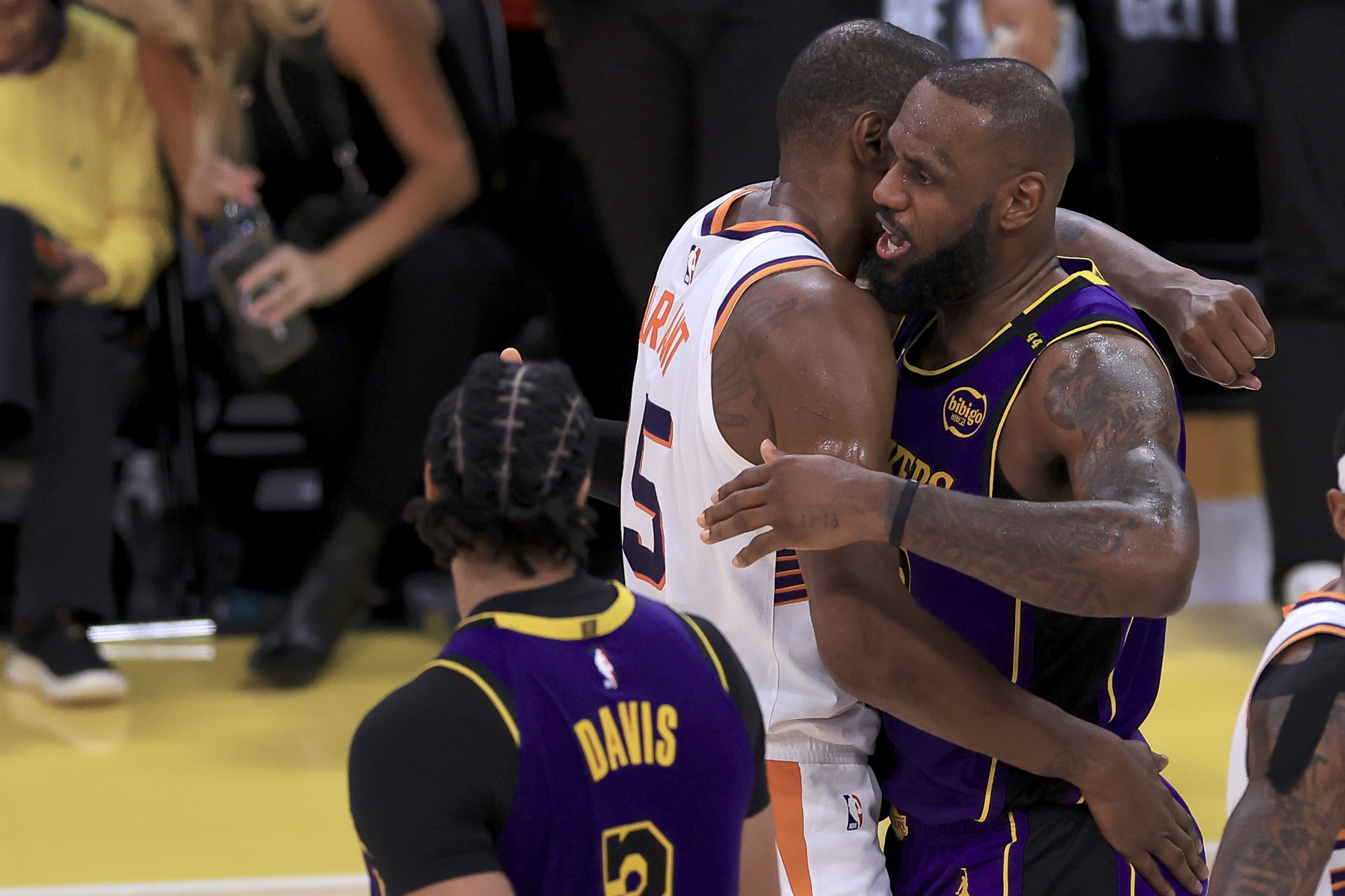 独行侠队以绝对优势战胜太阳，取得连胜的简单介绍