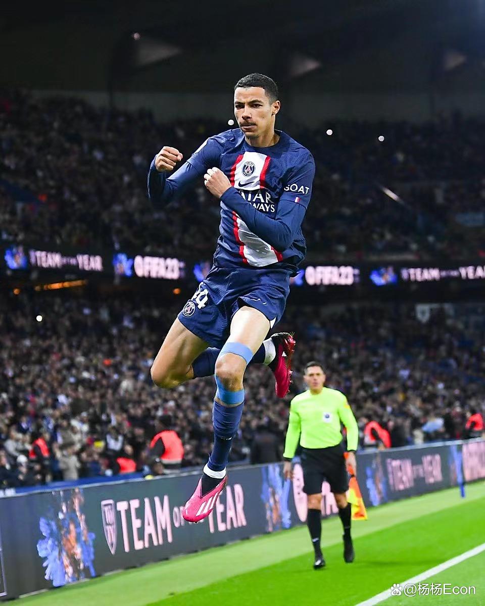 关于利物浦前锋加盟汉堡！支援锋线，球队期待大窿的信息