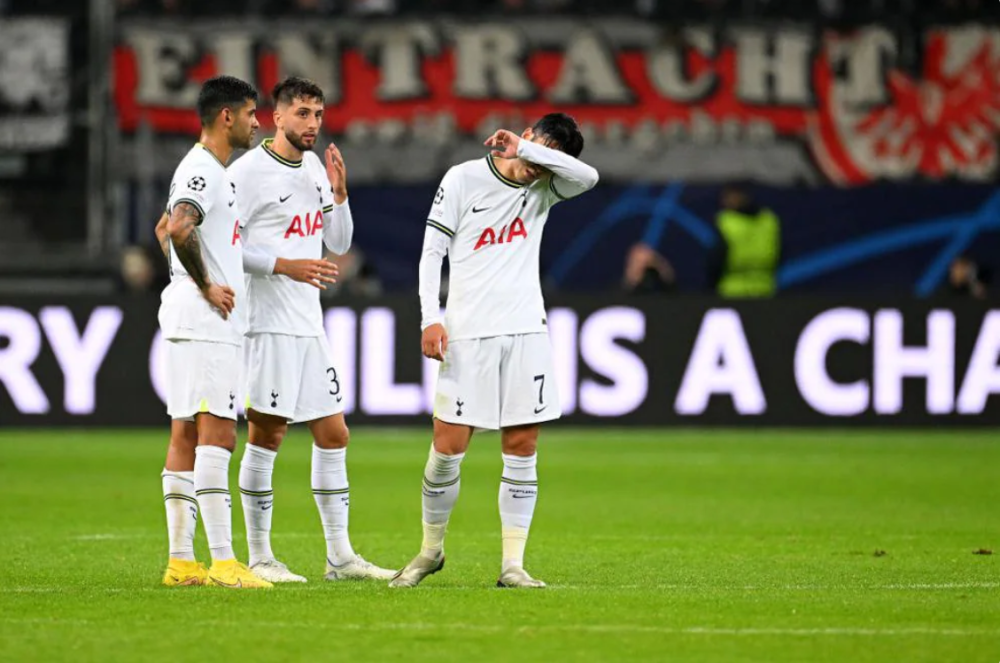 半岛体育官方-车路士客场大胜，狂揽四连胜的简单介绍